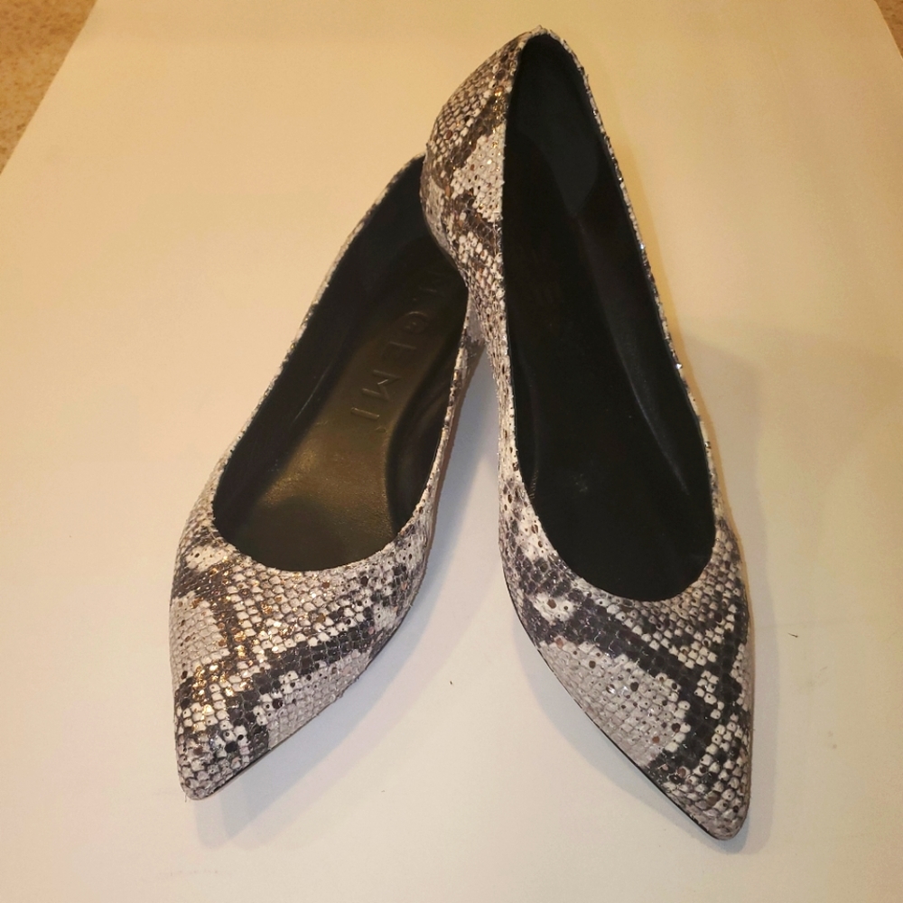 M.Gemi Italian made snakeskin leather print flats European 39